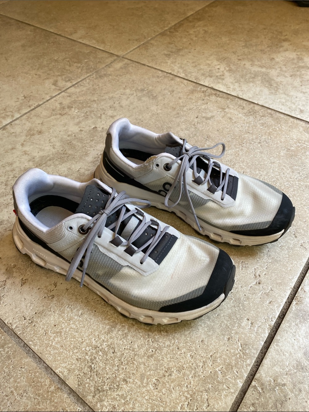 Light Gray and Black Women's Athletic Sneakers with Breathable Mesh